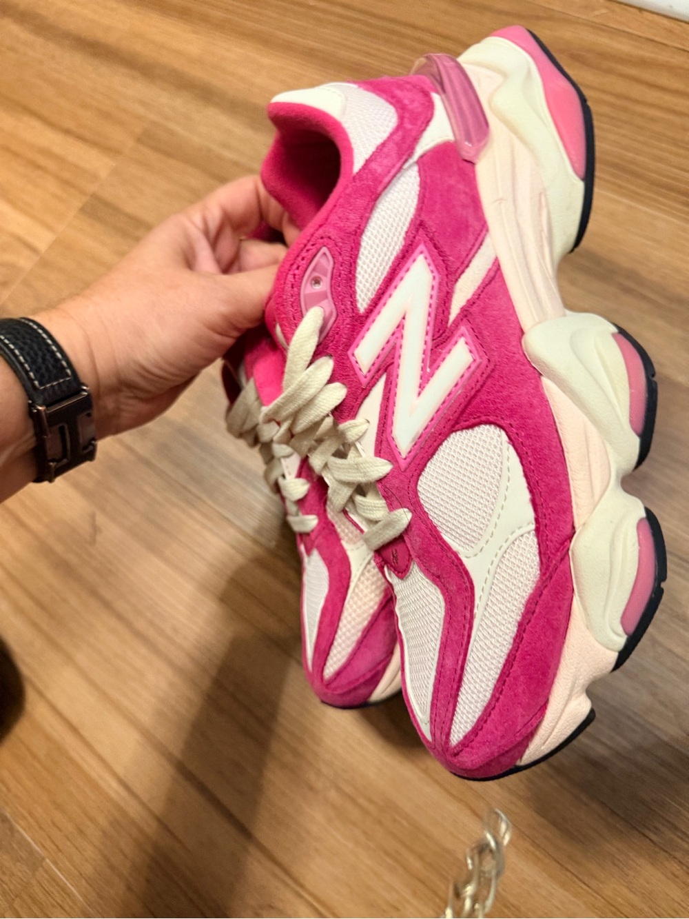 New Balance Women's Hot Pink & White Retro Chunky Sneakers - Picture 2 of 4